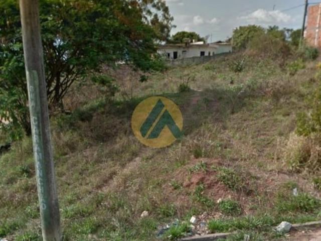 Terreno à venda no bairro Santa Luzia em Passos/MG