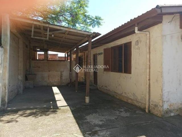 Terreno a venda no Bairro Sarandi com 300m²