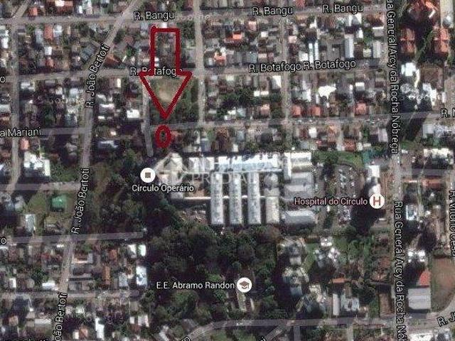 Terreno à venda no Bairro Universitário