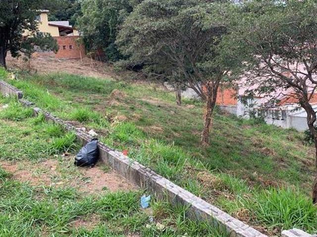 Terreno à venda no Horto Santo Antonio