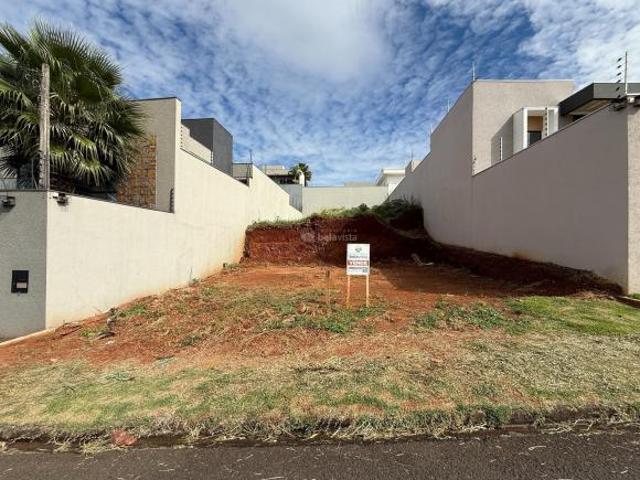 TERRENO À VENDA NO JARDIM MORUMBI EM ARAPONGAS