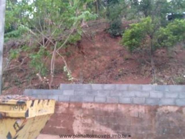 Terreno à venda no Jardim Caçula