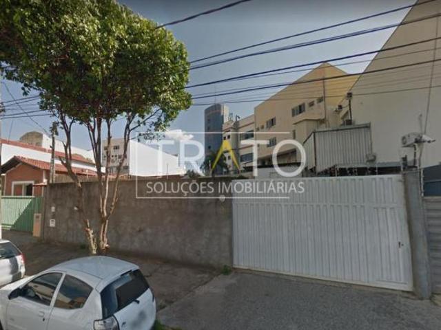 Terreno à venda no Jardim Chapadão, plano com 333 metros, zoneamento misto