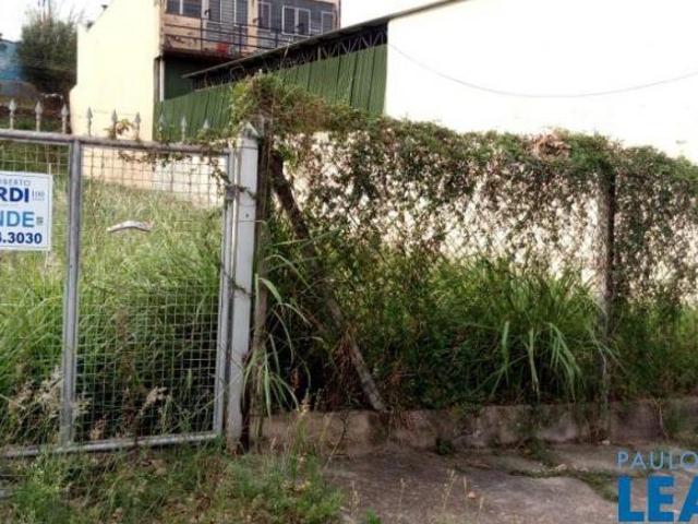 Imoveis no Jardim das Vitórias Régias