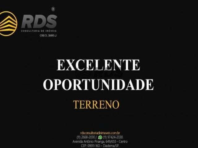 Terreno à venda no Jardim do Lago