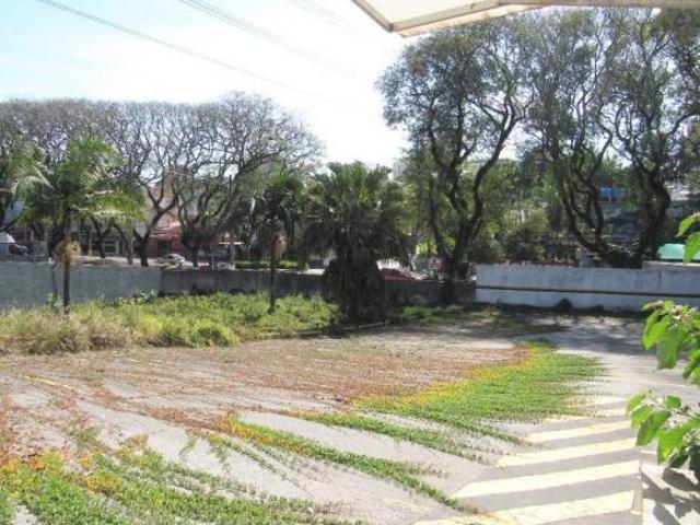 Terreno à venda no Jardim