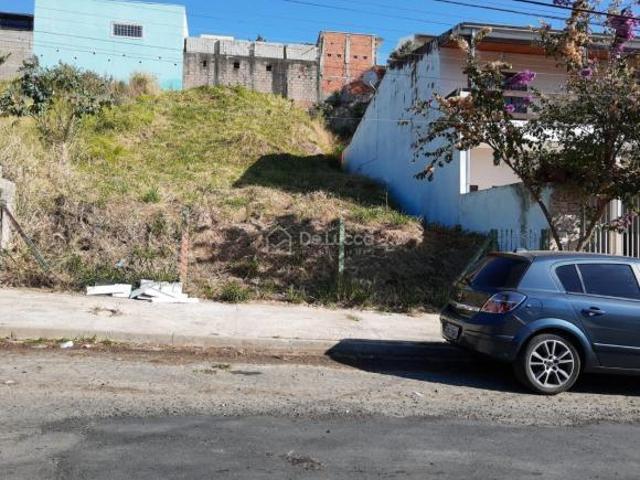 Terreno à venda no Loteamento Ana Carolina em Valinhos