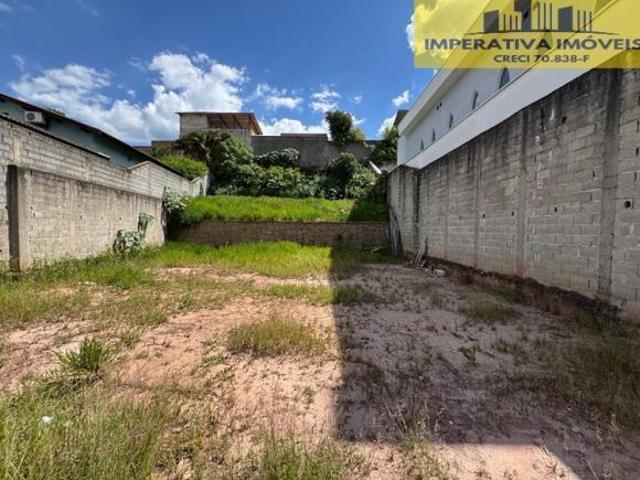 Terreno à venda no Parque da Represa