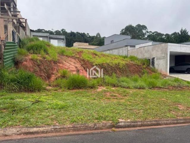 Terreno à venda no Parque Dom Henrique