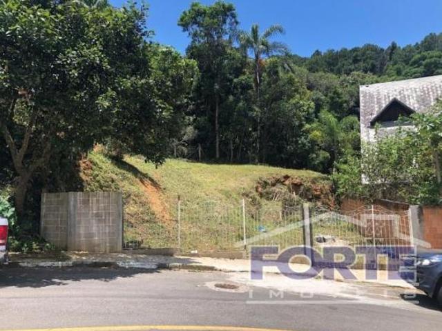 Terreno à venda no Parque Primavera