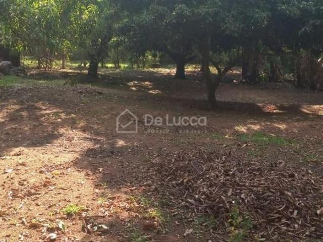 Terreno à venda no Parque Rural Fazenda Santa Cândida em Campinas