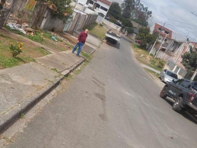 Terreno à venda no Pinheirinho