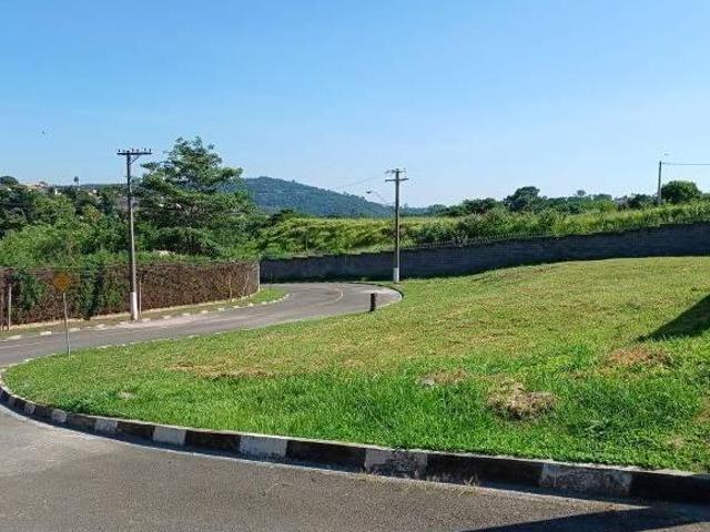 Terreno à venda no Residencial dos Lagos