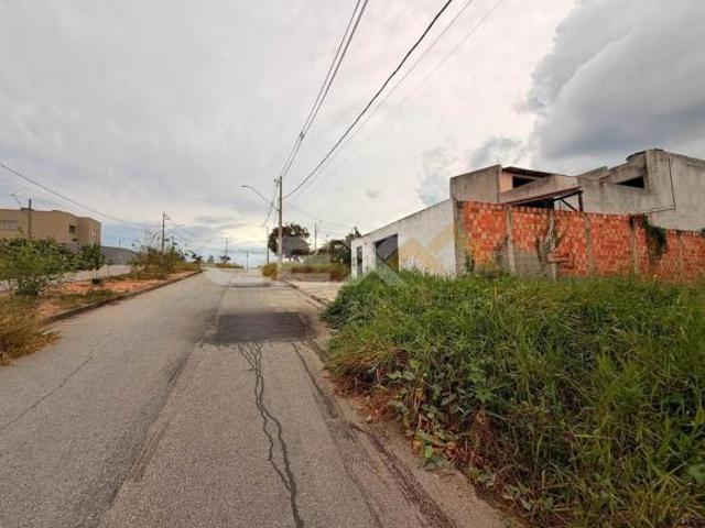Terreno à Venda no Residencial Lagoa Park em Divinópolis MG
