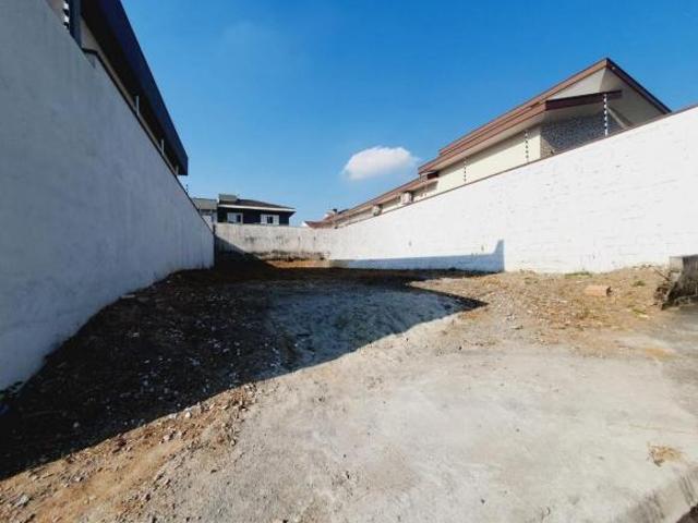 Terreno à venda no Vila Branca com 250 m² em Jacareí