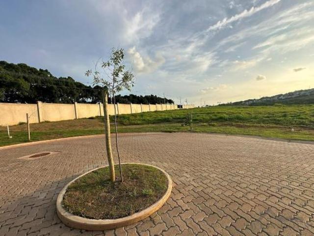 Terreno a venda no Vila Sônia Sousas em Campinas/SP