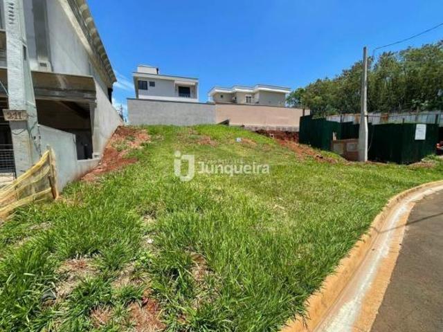Terreno à venda no Villa D&apos Aquila, no bairro Santa Rosa, em Piracicaba/SP