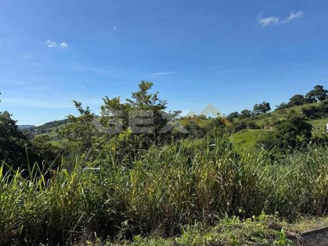 Terreno à Venda na Comunidade Estiva em de Nova Serrana MG