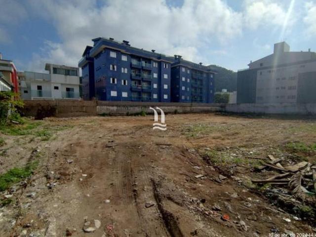 Terreno à venda na Praia Grande