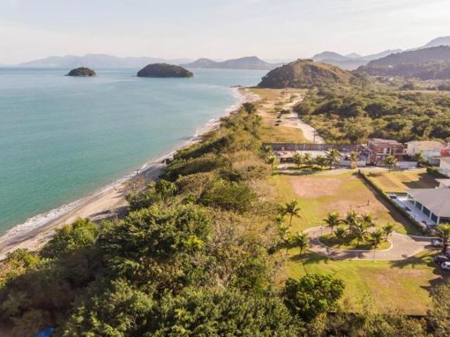 Terreno à venda na Praia da Mococa