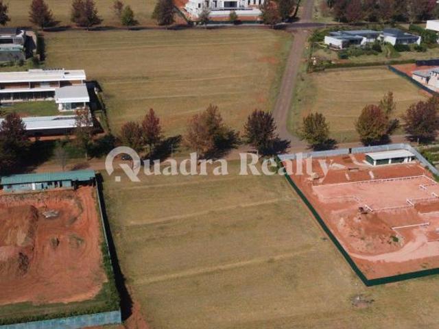 Terreno à venda na Quinta da Baroneza