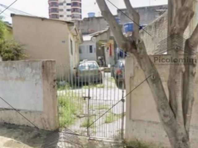 Terreno a venda na Vila Ema de 261m², Propriedade com 3 Casas, terreno de 7 de frente e 37 de fundo