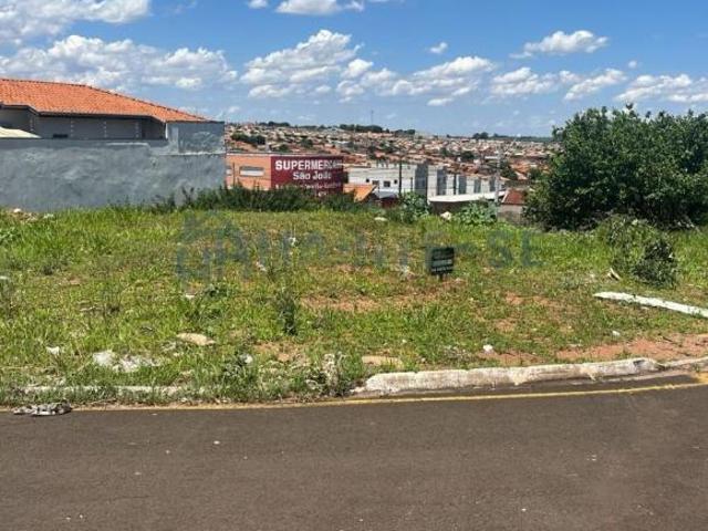 Terreno à venda na Vila Rezende, Franca SP: 203,62 m² de área! Aproveite essa oportunidade única!