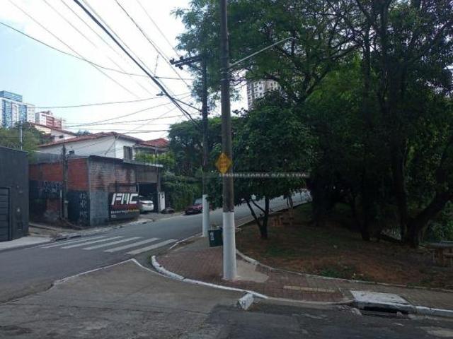 Terreno à venda na Vila Sônia com 427m²