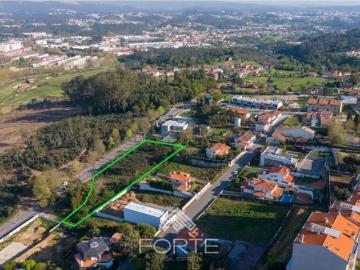 Terreno à venda São João da Madeira, Portugal