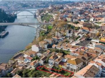 Terreno à venda Porto
