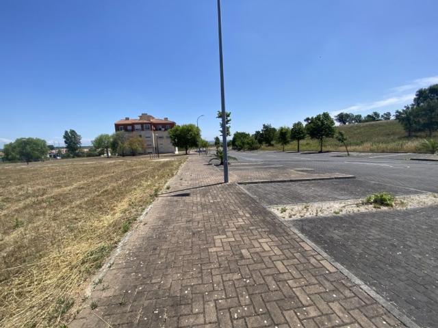 Terreno à venda Portela das Padeiras, Santarém