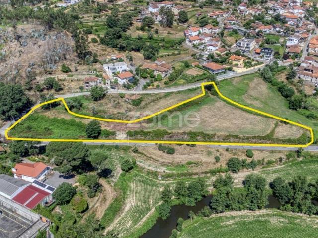 Terreno à venda Paredes, Porto