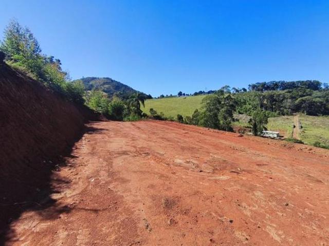 TERRENO À VENDA – TOLEDO/MG
