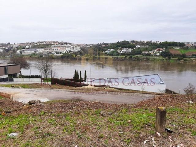 Terreno à venda Vila Nova de Gaia, Porto