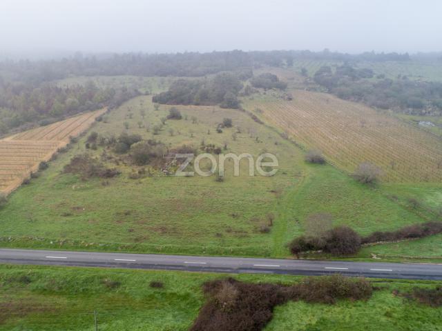 Terreno agrícola com 4 hectares, Vila Nova de Fôz Coa