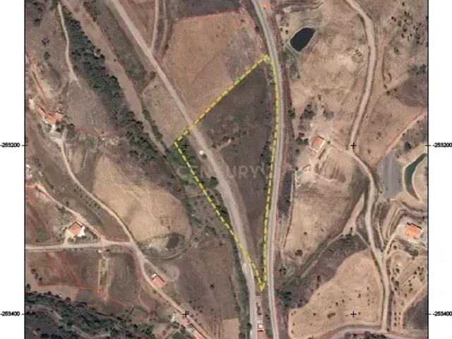 Terreno Agrícola em São Marcos da Serra Oportunidade Única