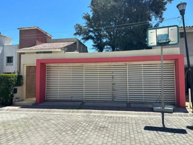 Terreno al sur en privada tranquila en Jardines de la Asunción 13LC