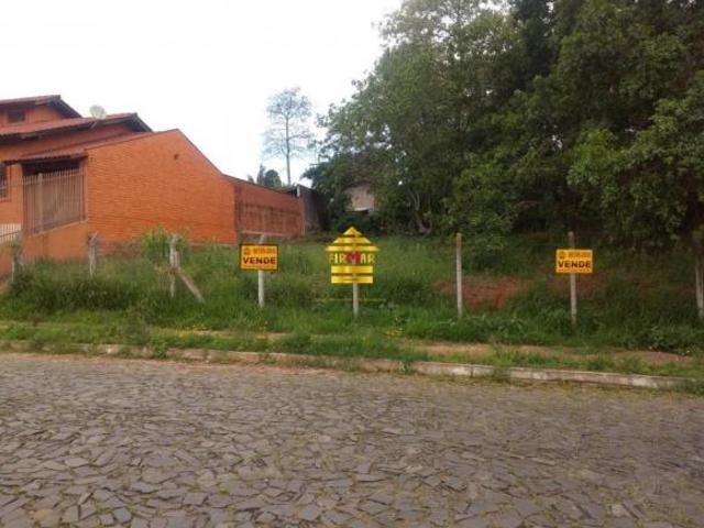 Terreno alto da rua Arroio da Manteiga