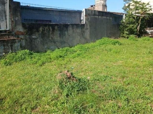 Terreno alto de 680m² a venda