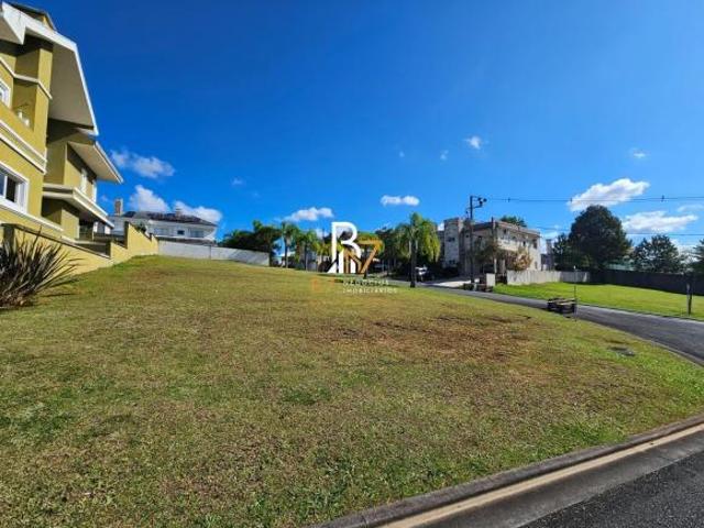Terreno alto e de Esquina com 585 m² em Alphaville Graciosa Residencial Pinhei