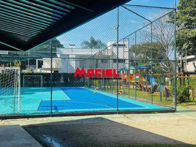 Terreno Alto Padrão, no Condomínio Terras de Santa Clara no Centro de Jacareí SP