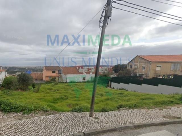 TERRENO AMADORA