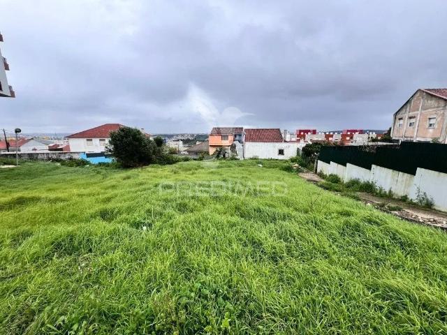 Terreno Amadora