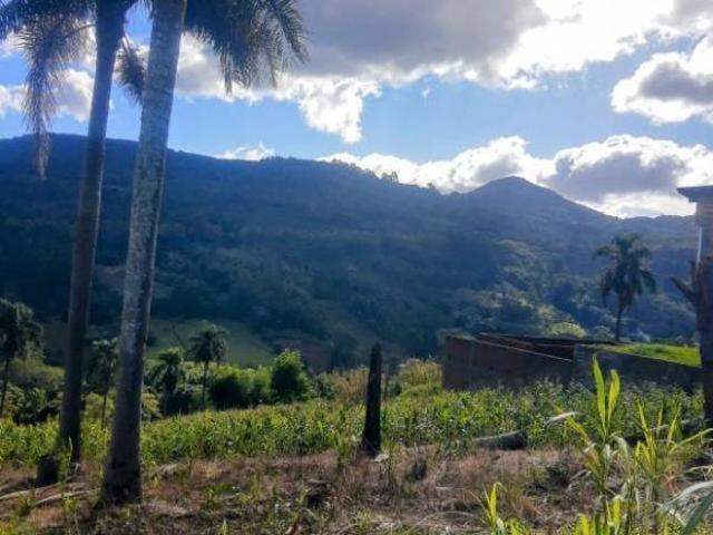 Terreno Amplo Com Linda Vista