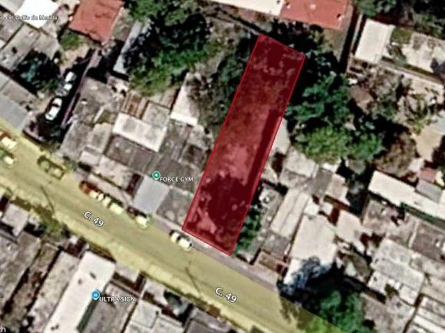 TERRENO ASEQUIBLE EN EL CENTRO CON ÁRBOLES MADUROS EN LA ZONA AMPLIADA DE SANTIAGO