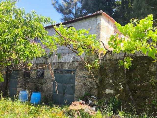 Terreno / Baião, Baião Santa Leocádia e Mesquinhata