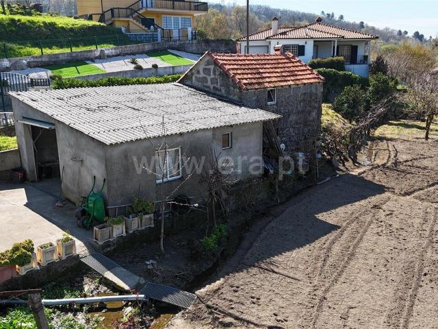 Terreno / Baião, Campelo e Ovil