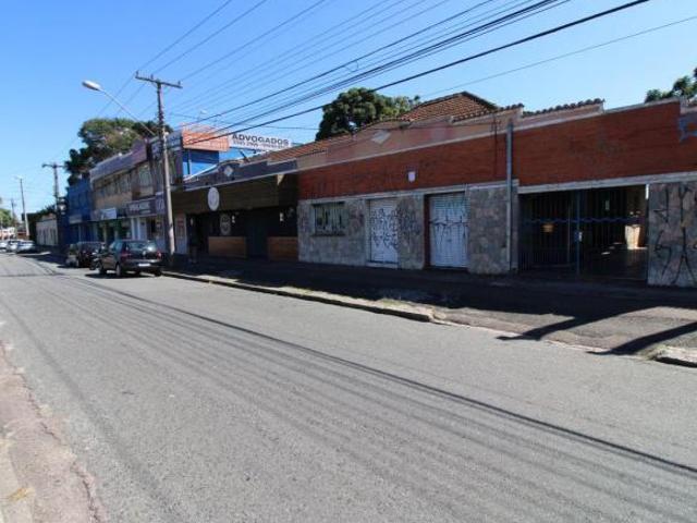 TERRENO BAIRRO PORTÃO ZR ECO3 COM 25 DE TESTADA COM IMENSO POTENCIAL CONSTRUTIVO