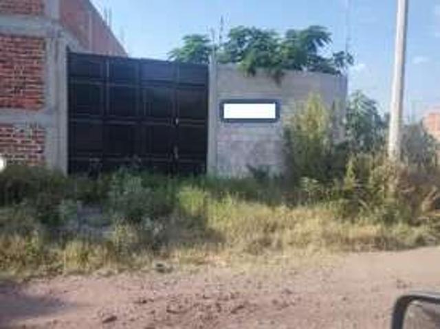 Terreno bastante amplio