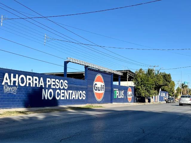 Terreno Bardeado de 1100 m² en Vialidad Principal, Cerca del Mercado de Abastos en Torreón